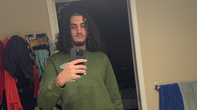 Does the long hair suit me?