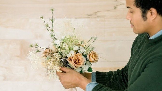 Would you give flowers to your boyfriend?