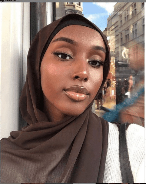 Dating Apps: According to dating apps, black women are deemed least attractive while white men are most attractive. Who would you swipe right on?