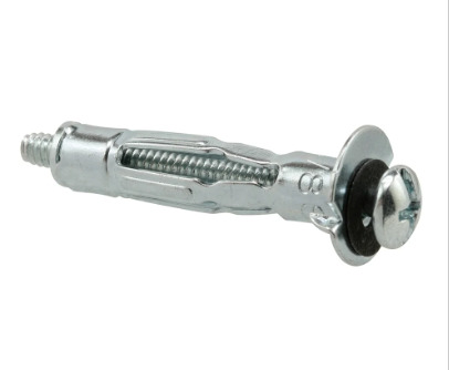 Image is enlarged; item is ~1.5 inches (4 cm) long