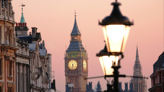 Would you rather visit Edinburgh or London?