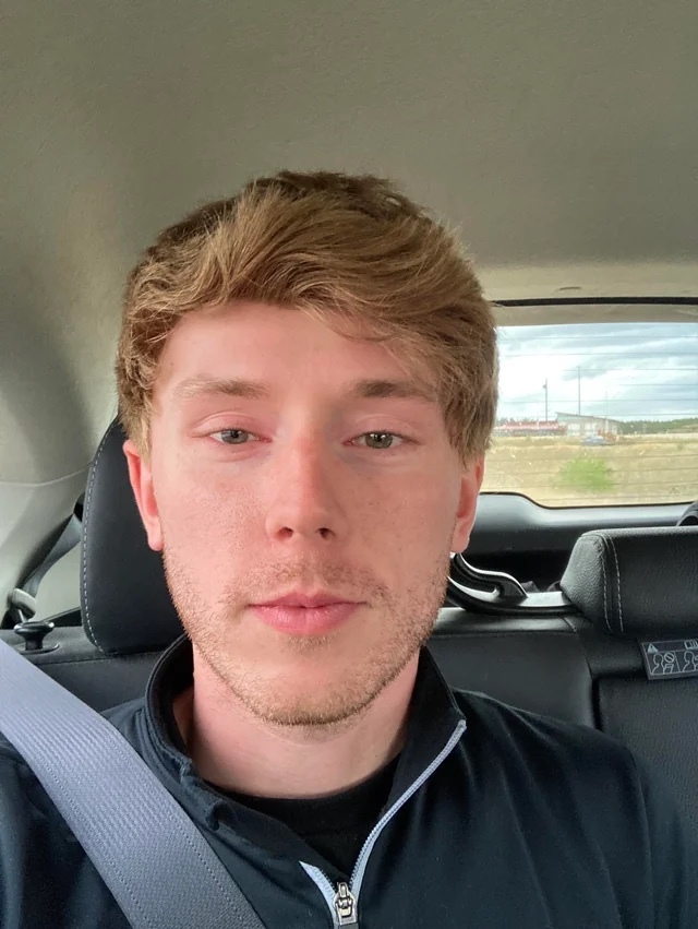 Been awhile, but I need an honest rate-often get confusing feedback and I have zero luck on dating apps. 26 Male, 5’10 height?