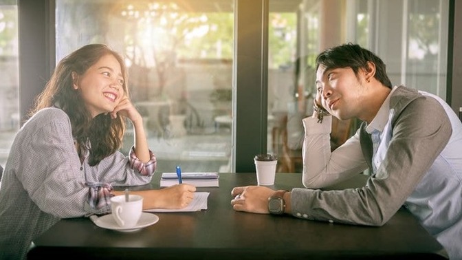 Guys, Even in a Relationship, Would you just Innocently Chat up a Girl in a Coffee Shop?