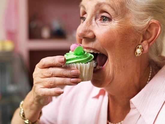 How do you eat a cupcake?
