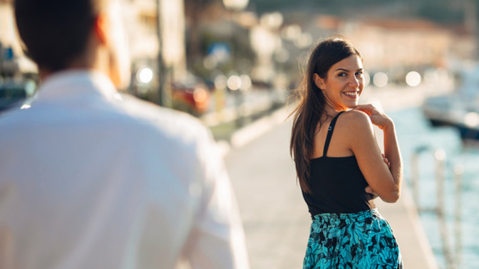 What are signs of a guy falling for you love at first sight?