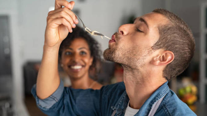 Why do men and women eat differently?