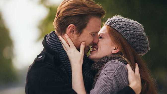 What makes a man fall in love so easily?