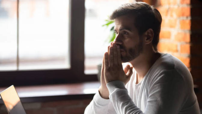 Ultimatum: should we start living together within a year or break up?