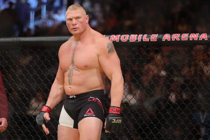 MMA fight. Who wins between these two men ?
