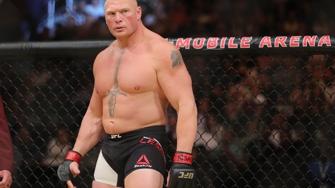MMA fight. Who wins between these two men?