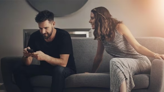 Is it a red flag to refer to ex as “We” in conversation?