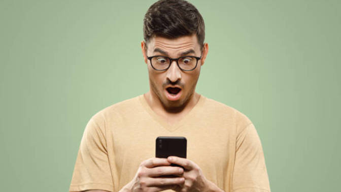 Have you ever been the one to expose a cheater to their boy/girlfriend? How did it turn out?