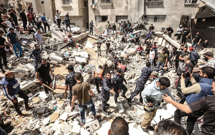 What do you think should be done with Palestinian people?
