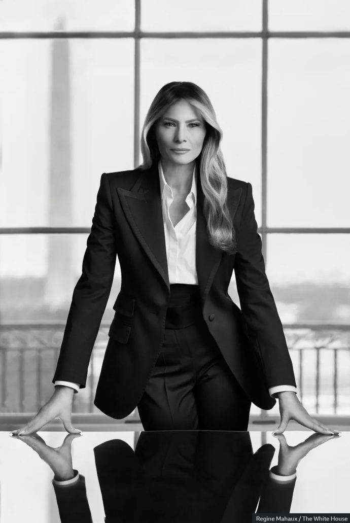 What do you think about Melania Trumps official PORTRAIT?