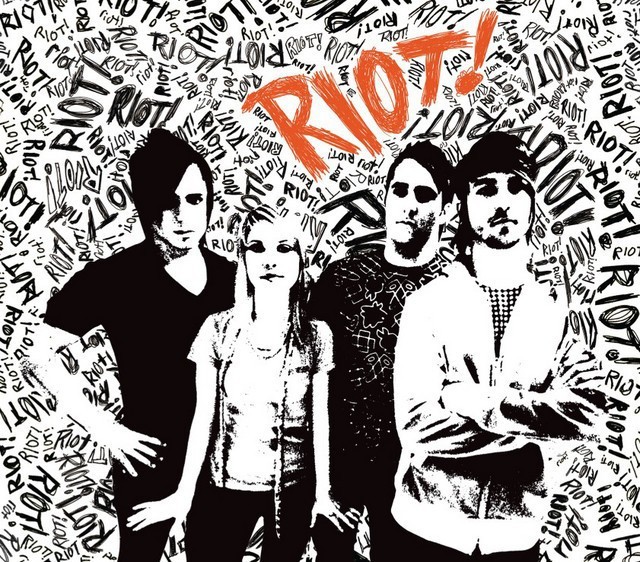 Do you like Paramore (band)?