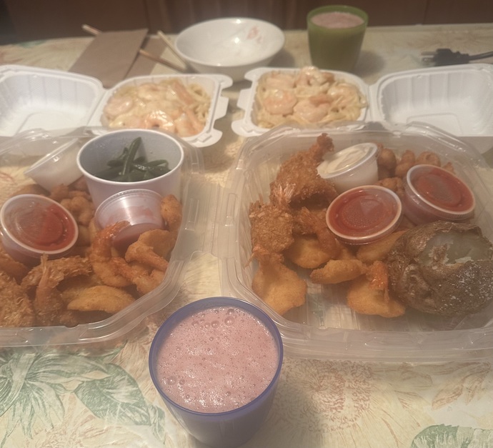 Does my red lobster lunch look good?
