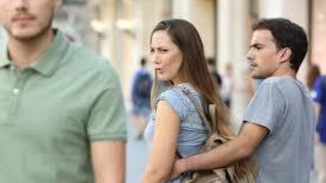 I am not jealous and I trust my girlfriend, but is it normal that she finds most men attractive?