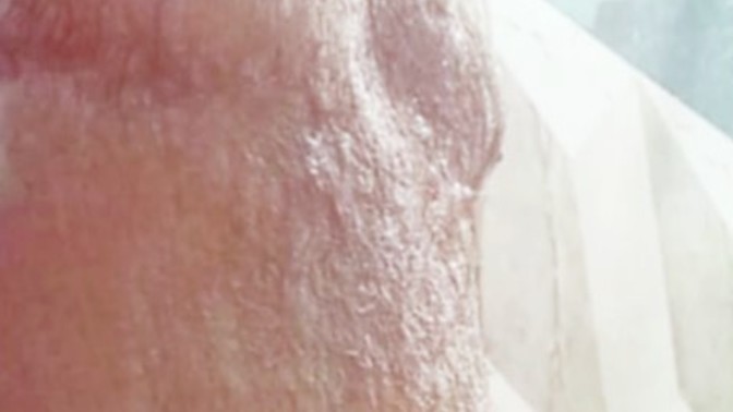 Girls , do you like a little hairs on guy's chest , or you prefer shaved?