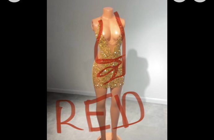 ❤️WHAT DRESS SHOULD I GET?❤️COLOR: RED?