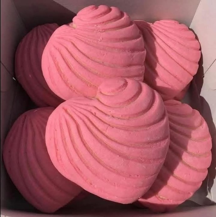 Which Valentines Day theme food looks most appetizing to you?