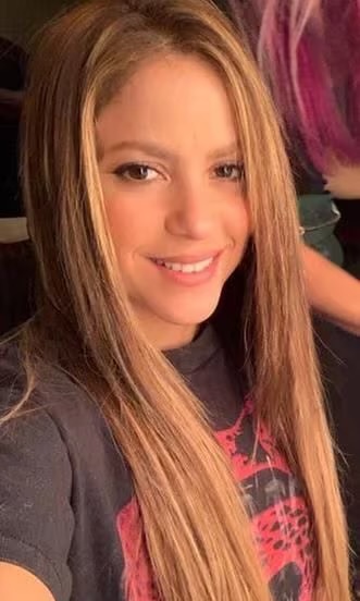 Curly hair or straight hair?