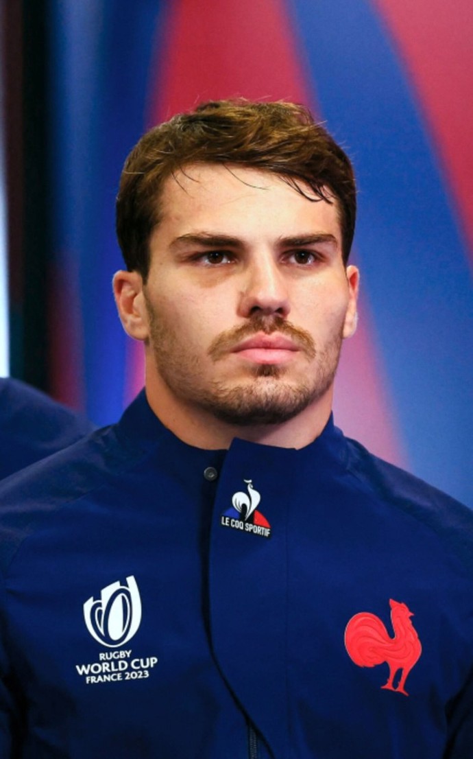 Is Antoine Dupont already one of the greatest rugby players in history?