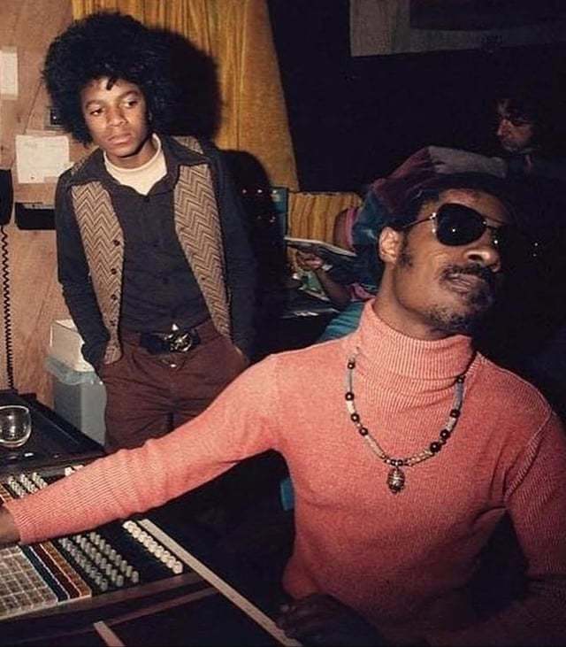 Can anyone tell me the type of hat Stevie Wonder wore in these photos from 1972-74?