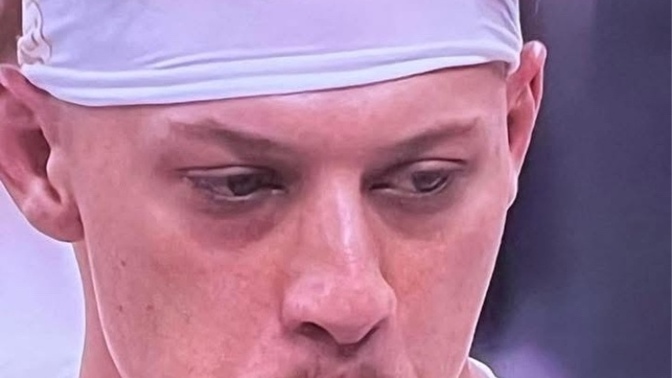 Thoughts on cameras getting a photo of Patrick Mahomes at halftime?