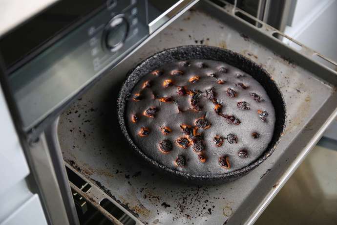 Tell the truth: Do you actually not know how to cook or simply dont like to do it so you pretend you cant?
