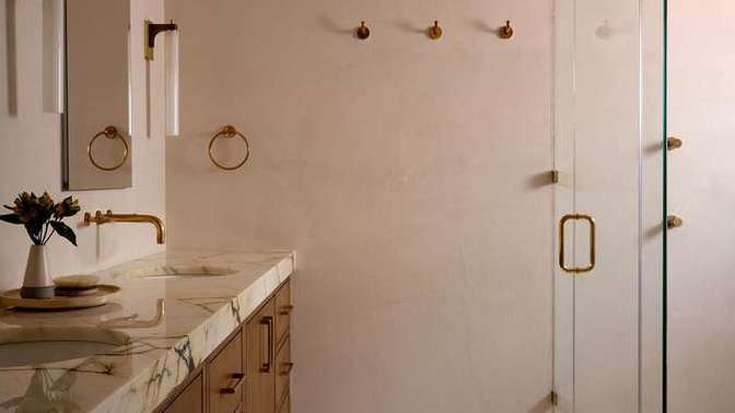 There’s nothing more satisfying than that fresh out of the shower feeling. Agree or disagree?