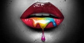 Have you ever had a rainbow kiss 🌈💋?