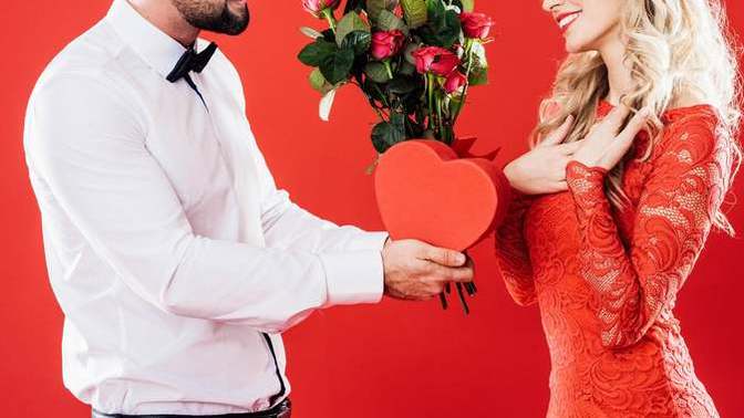 Why do so many men not put any effort into making valentines day special for their girlfriend/wife?