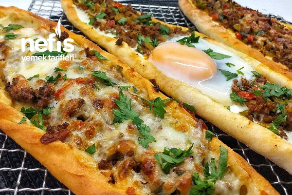 Is egg on pizza good?