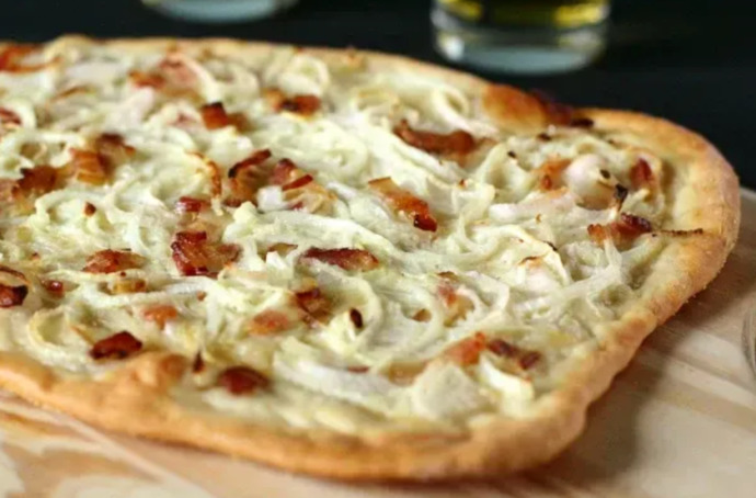 Which classic French pizza sounds the best?