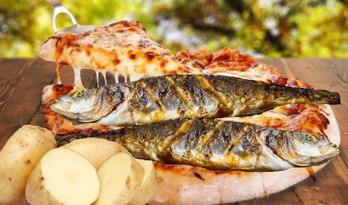 Which of these traditional Polish pizzas sounds the most appetizing?