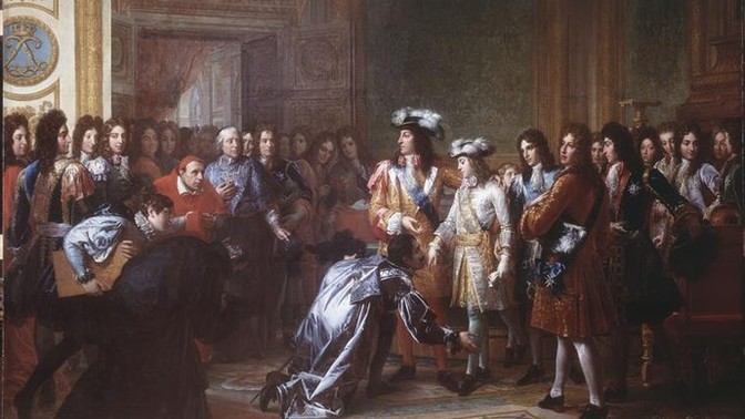 Should France under Louis XIV refuse Charles II's will and not declare Philippe d'Anjou the new King of Spain?