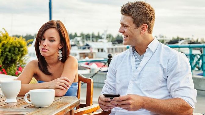 What Are Things That Men Do That Women Really Hate?