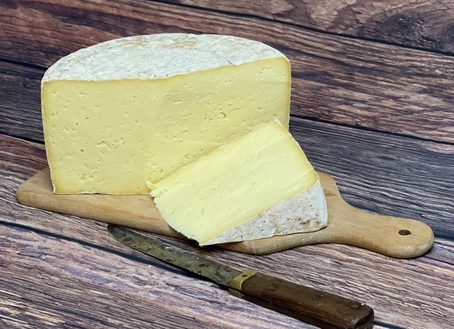 What type of cheese is the moon made of?