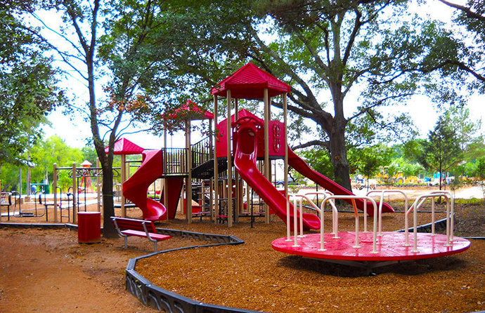 What playground equipment thingy did you play with the most?