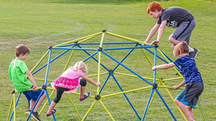 What playground equipment thingy did you play with the most?