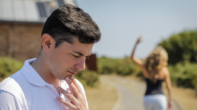 Can men fall in love with you by losing you? Does distance make the heart grow fonder?
