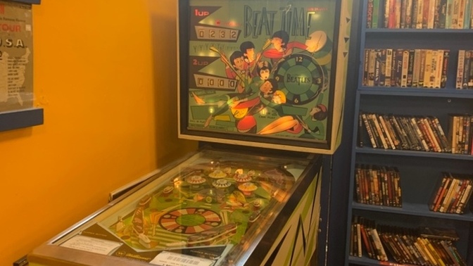 Does anyone still like pinball machines?