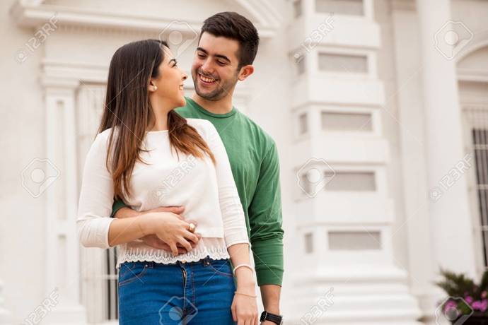 What makes women feel safe and relaxed when getting to know men or hanging out with them? And why is this important for her?