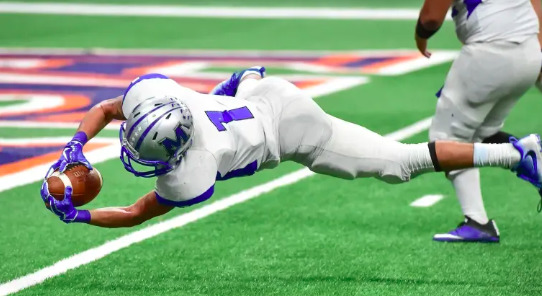 Sport. Which is a more sexy sport in the contact realm of sports?