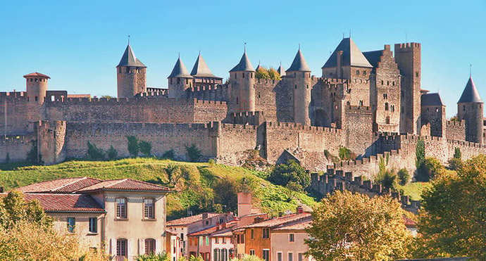 Dont you think its funny that so many people hate and shit on the French, yet its still the most visited country on earth😂?