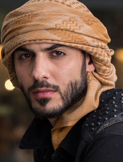 Girls, do you like beard on man?