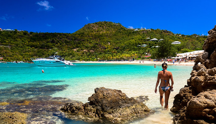Would you travel to a romantic destination solo if it interested you, but you didnt have a partner?
