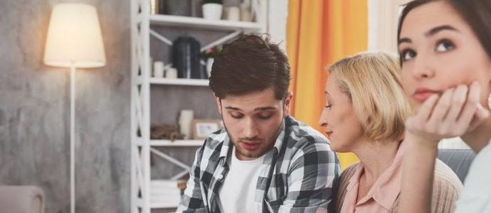 What Causes Mommy Issues in Guys, and How Do You Overcome It?