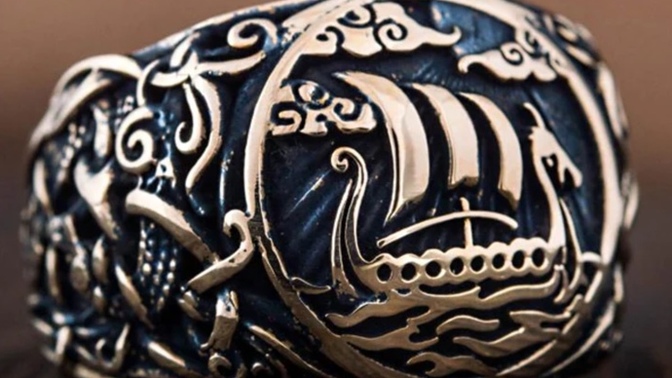 Can a jeweler stretch a bronze ring the same as silver?