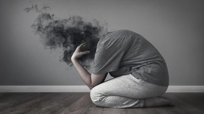 How do you stop overthinking in a relationship?